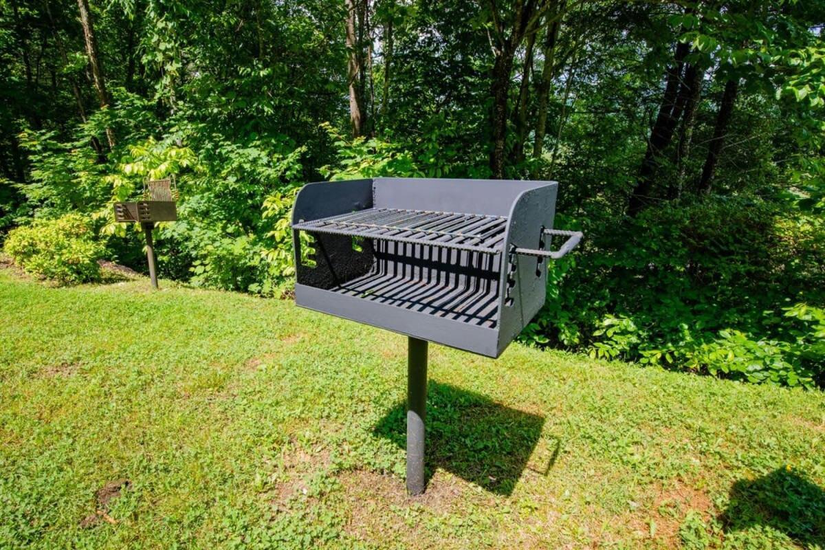 Mountain Views At Dolly'S Castle Unit 7 Vila Sevierville Exterior foto