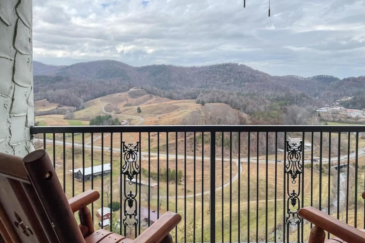 Mountain Views At Dolly'S Castle Unit 7 Vila Sevierville Exterior foto